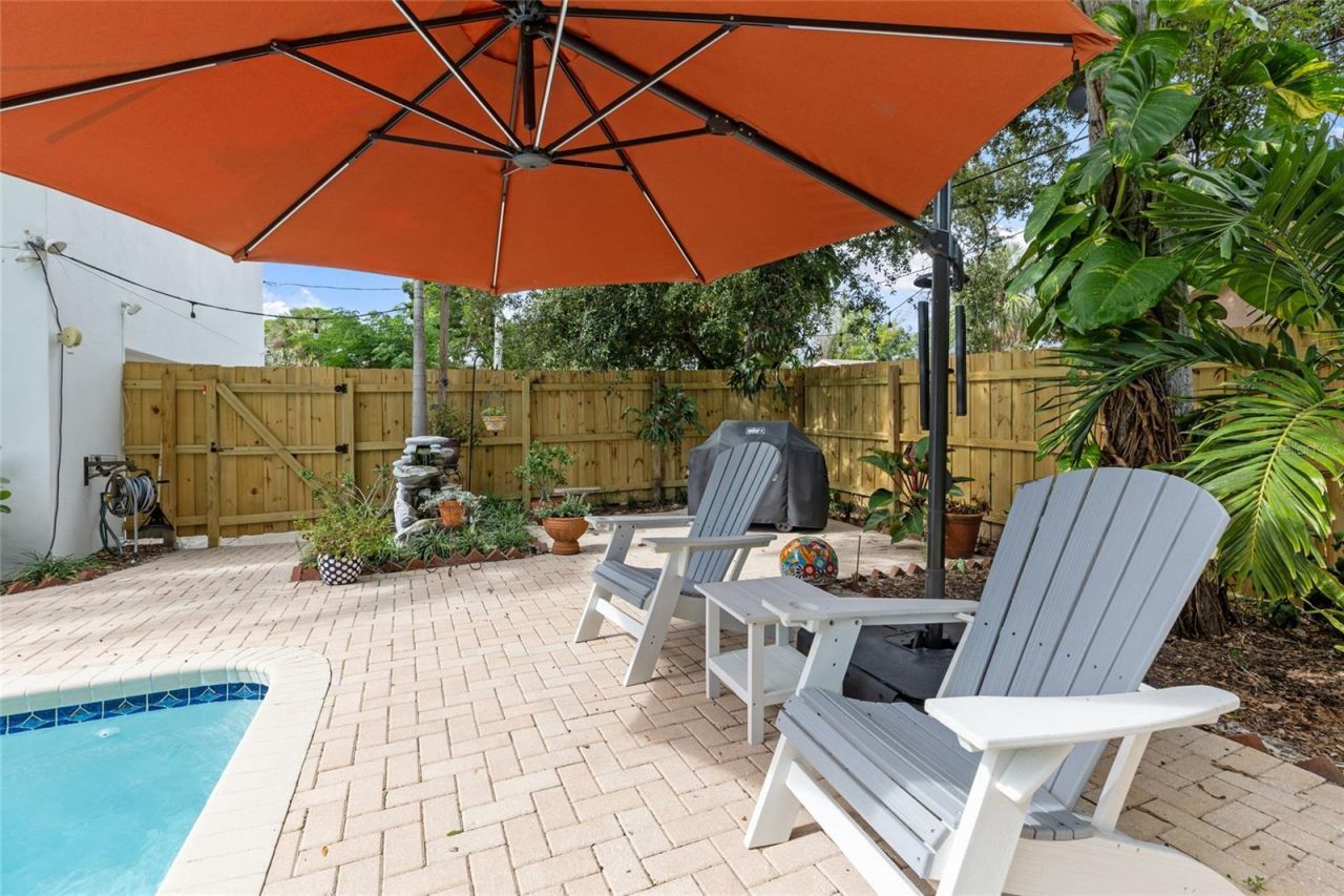 311 Sunset Drive N, Saint Petersburg, FL 33710 Photo