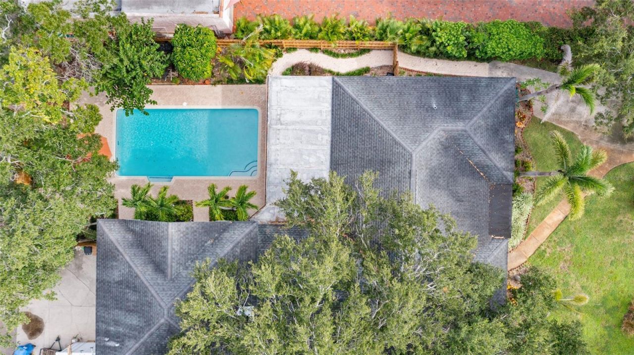 311 Sunset Drive N, Saint Petersburg, FL 33710 Photo