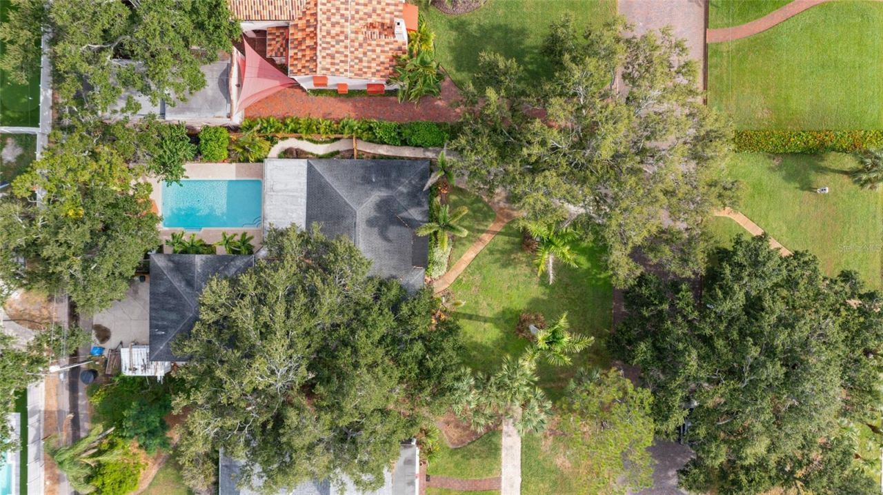 311 Sunset Drive N, Saint Petersburg, FL 33710 Photo