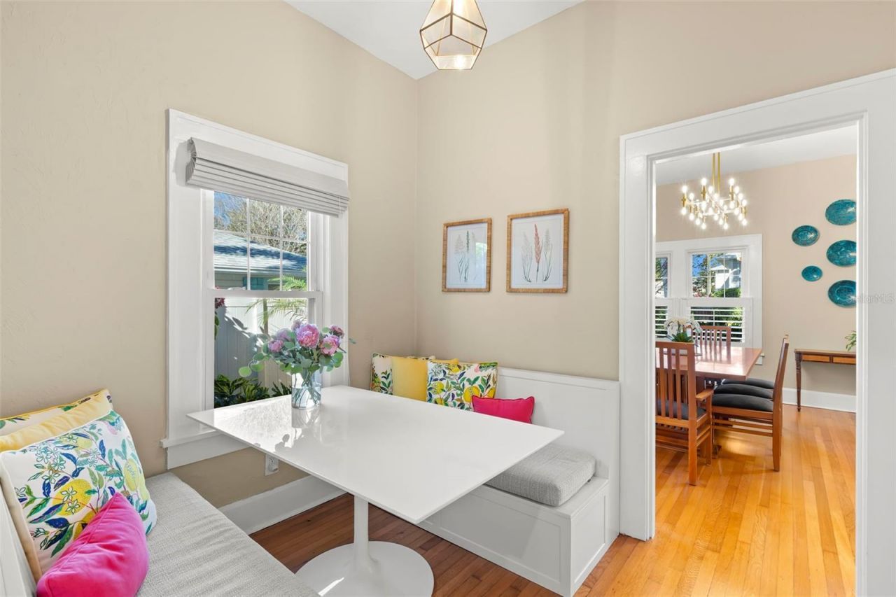 426 20th Avenue Ne, Saint Petersburg, FL 33704 Photo