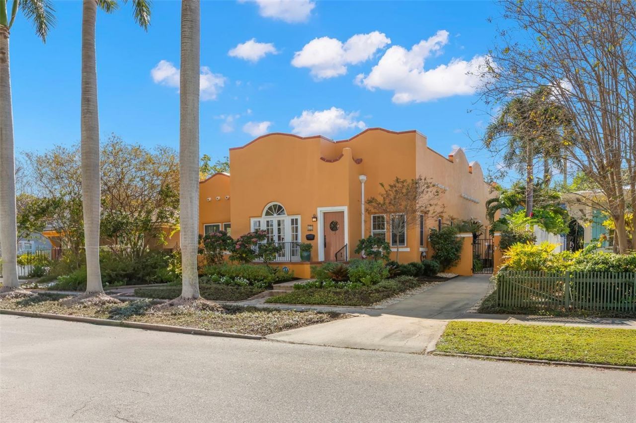 426 20th Avenue Ne, Saint Petersburg, FL 33704 Photo