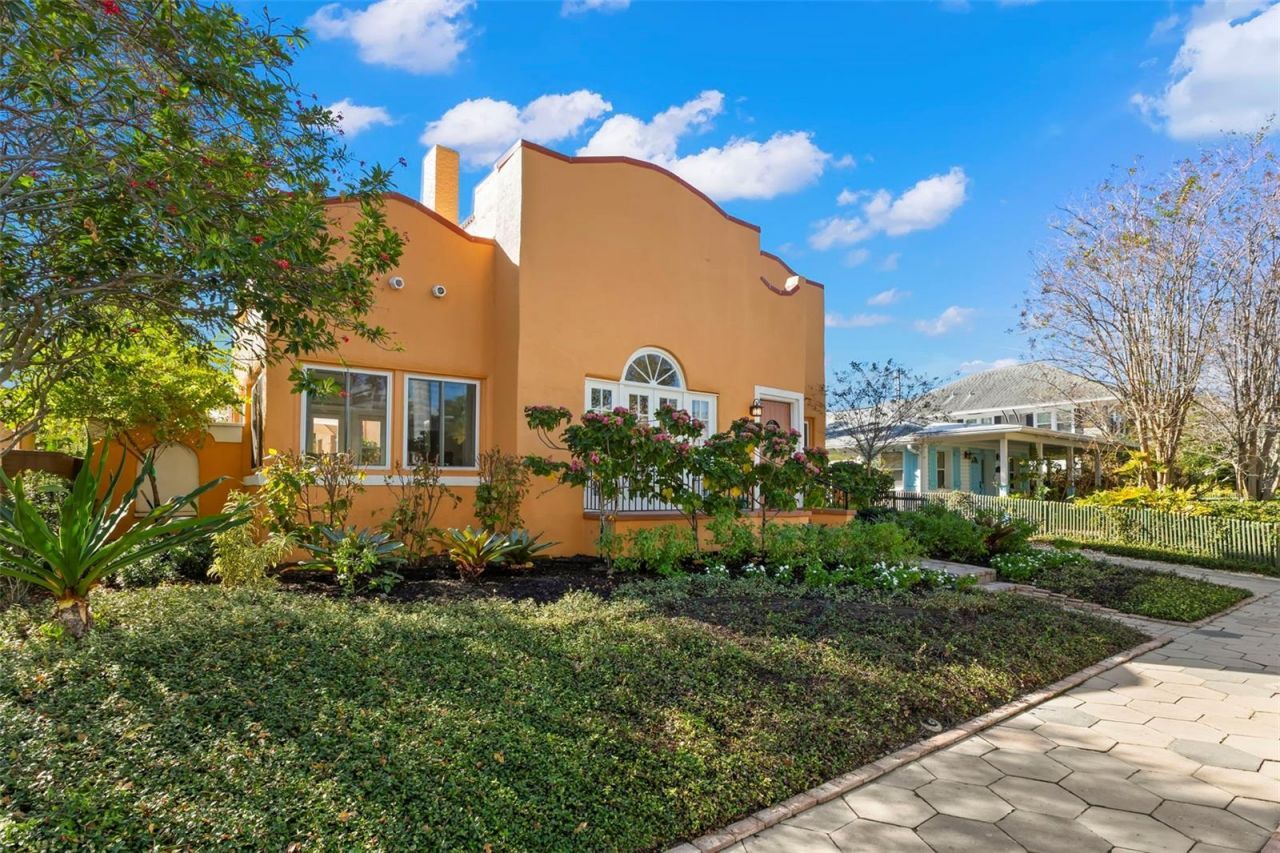 426 20th Avenue Ne, Saint Petersburg, FL 33704 Photo