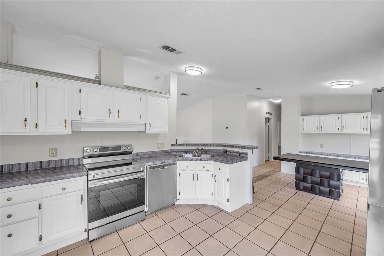 7405 Williams Road, Seffner, FL 33584 Photo