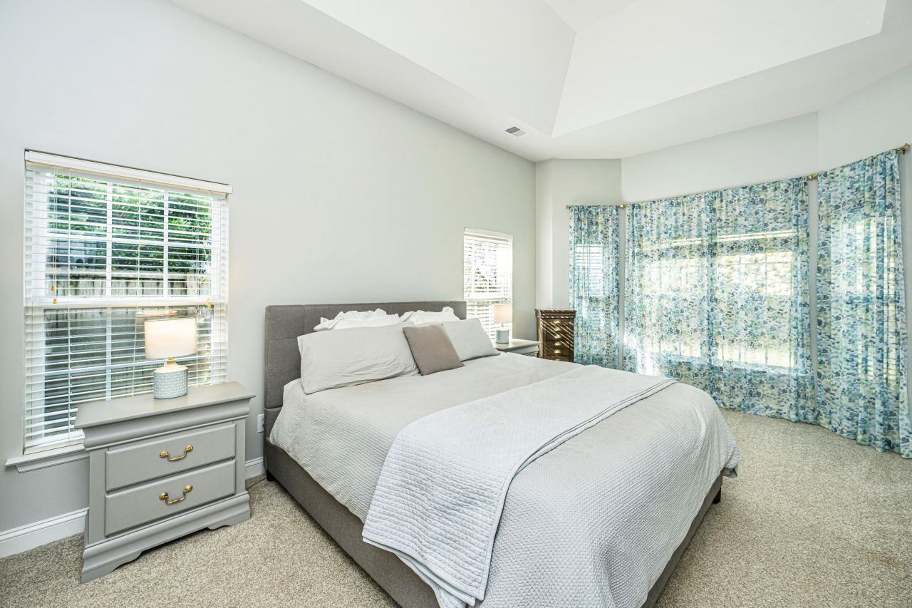 7302 Brown Thrasher Court Photo 25