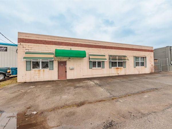 160 Eady Court, Elyria, OH 44035