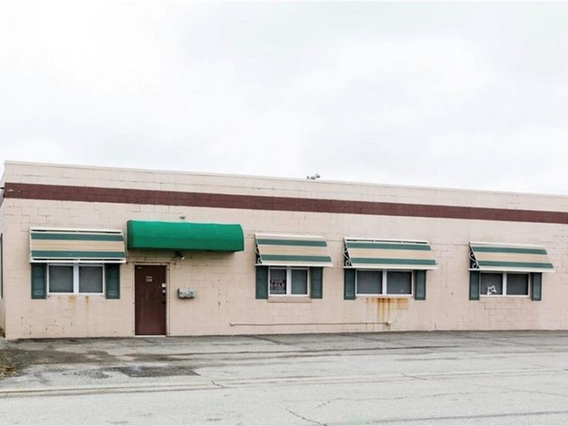 160 Eady Court, Elyria, OH 44035 Photo 2