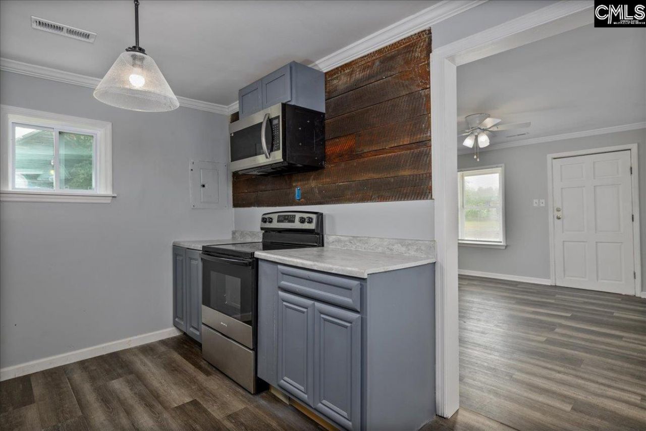 116 Main St.  Photo 9