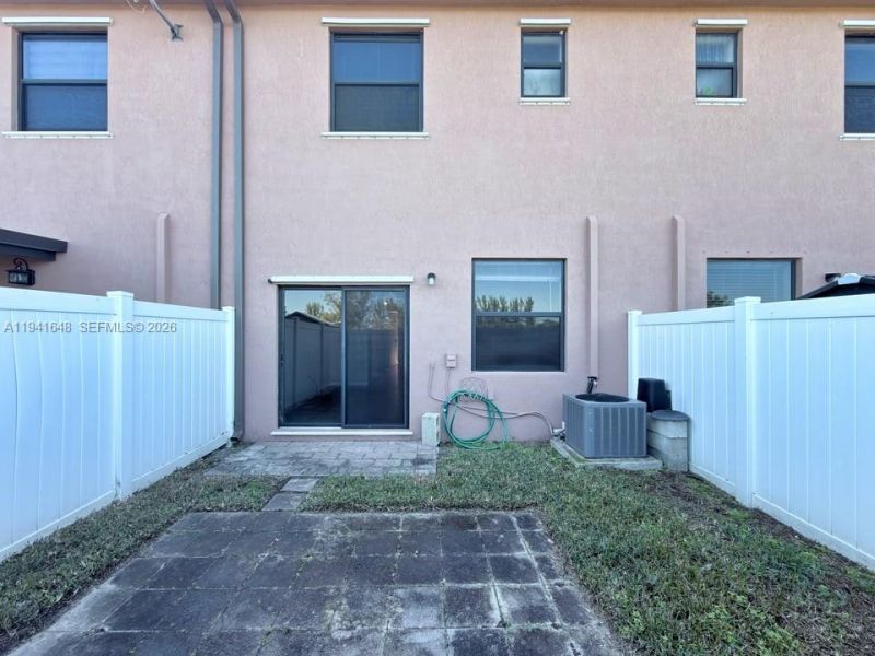 3511 W 89th Pl, Unit 3511, Hialeah, FL 33018 Photo