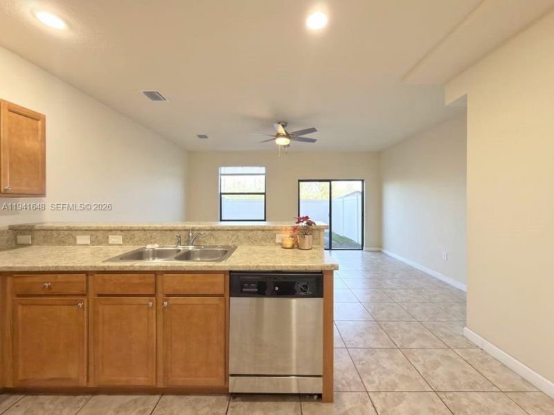 3511 W 89th Pl, Unit 3511, Hialeah, FL 33018 Photo