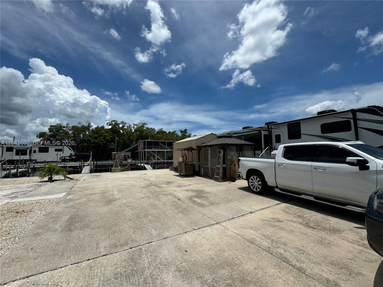 675 S Copeland Ave S , Everglades City, FL 34139 Photo