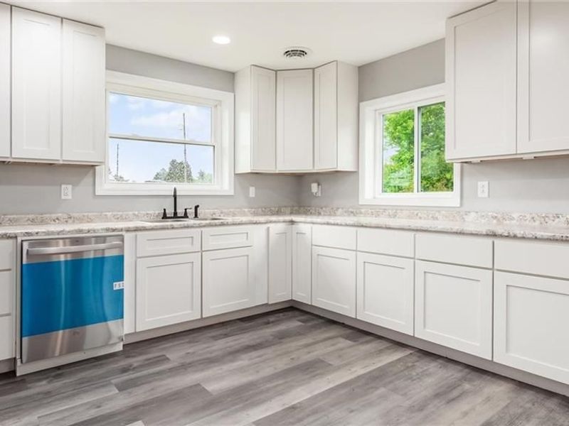 194 Walnut Street, Roseville, OH 43777 Photo 4