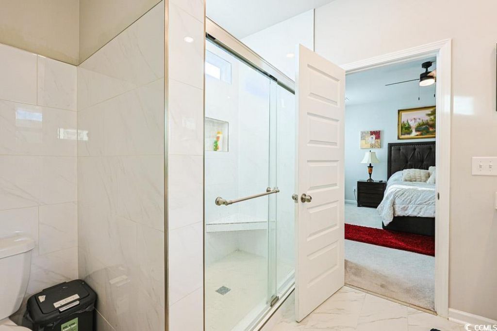 79 S Reindeer Rd. Photo 14