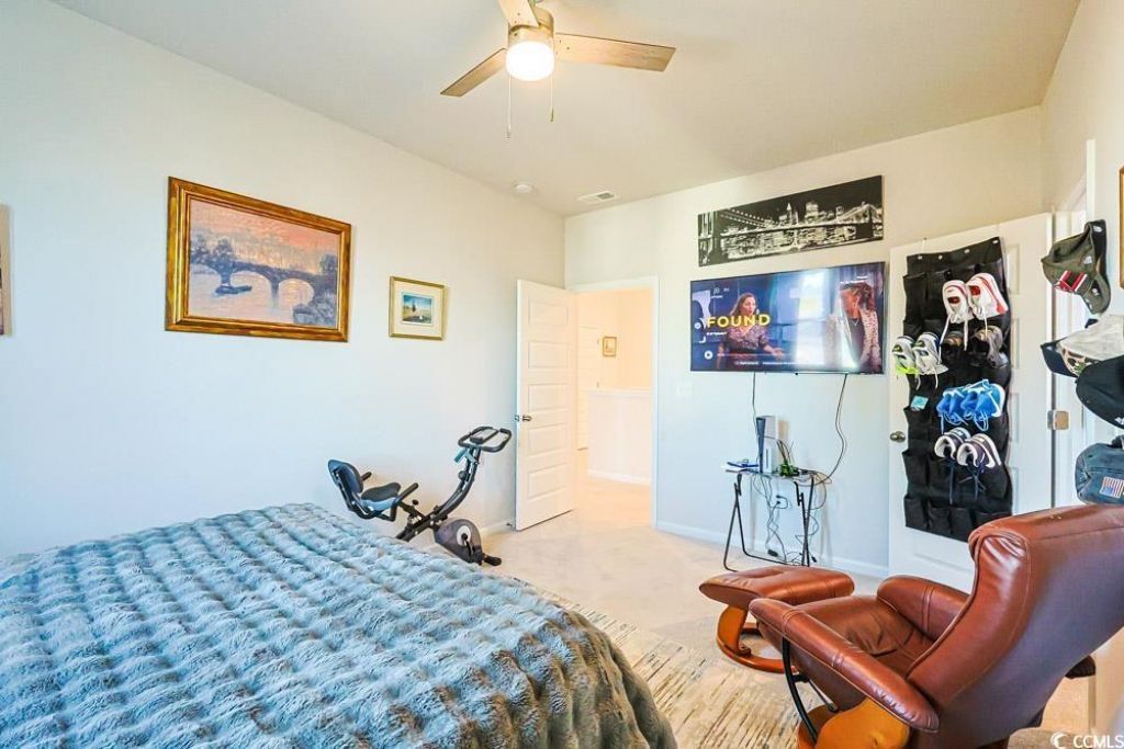 79 S Reindeer Rd. Photo 19