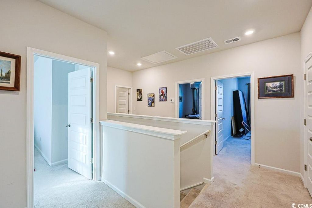 79 S Reindeer Rd. Photo 22