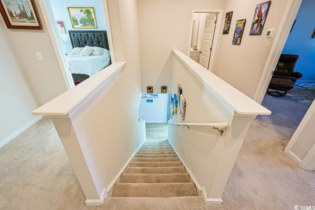 79 S Reindeer Rd. Photo 23