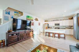 79 S Reindeer Rd. photo 4