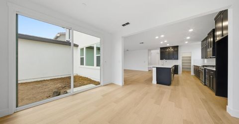 1401 Marmo Cir, Roseville, CA 95747 Photo