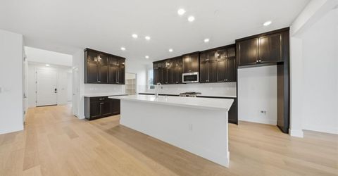1401 Marmo Cir, Roseville, CA 95747 Photo