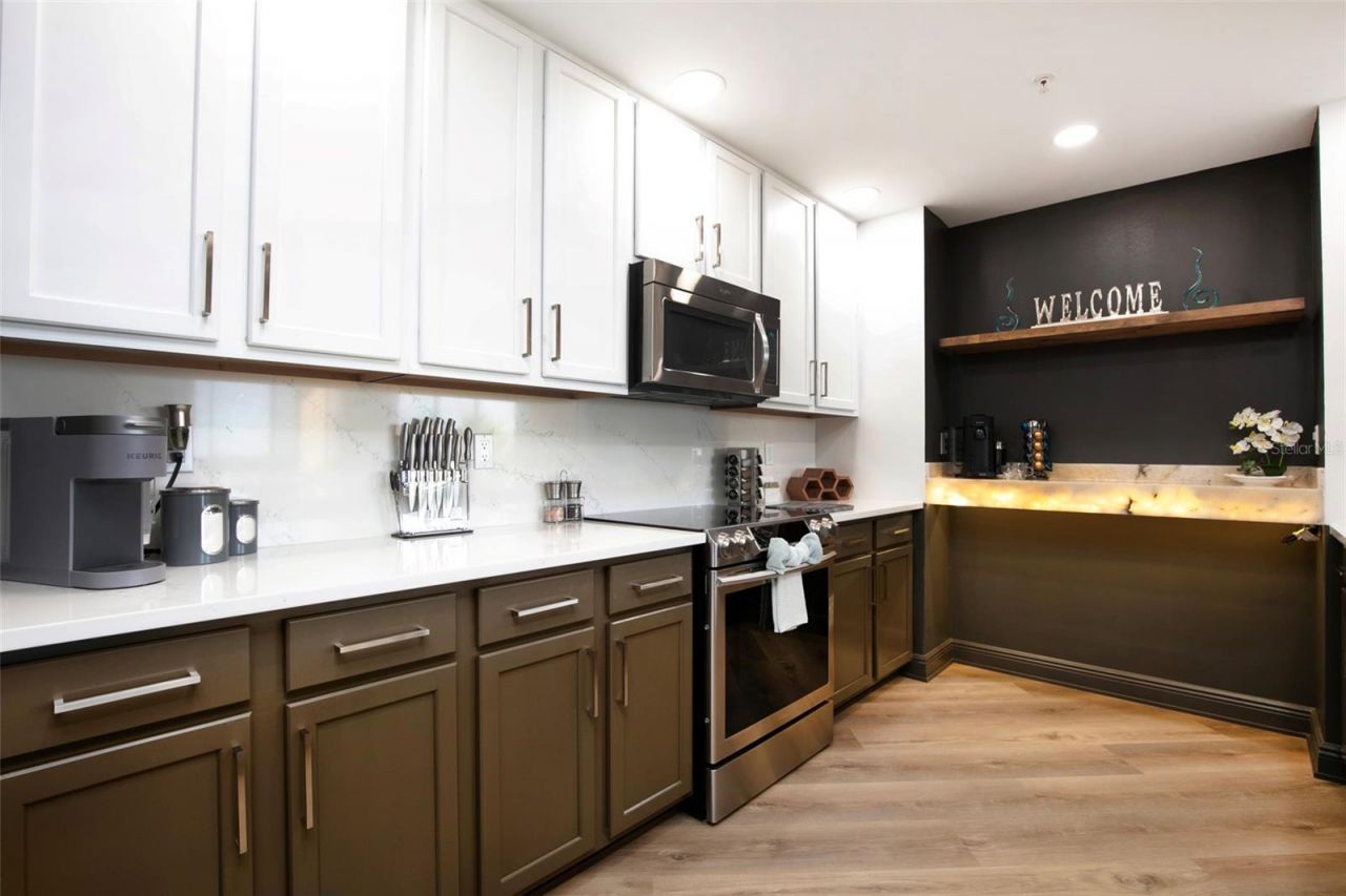 5781 Cape Harbour Drive, Unit 607, Cape Coral, FL 33914 Photo