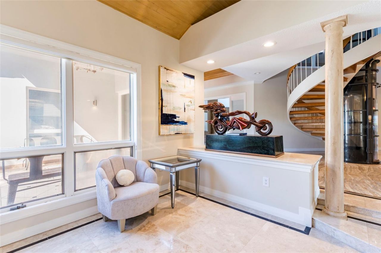 2268 Kings Point Drive, Largo, FL 33774 Photo