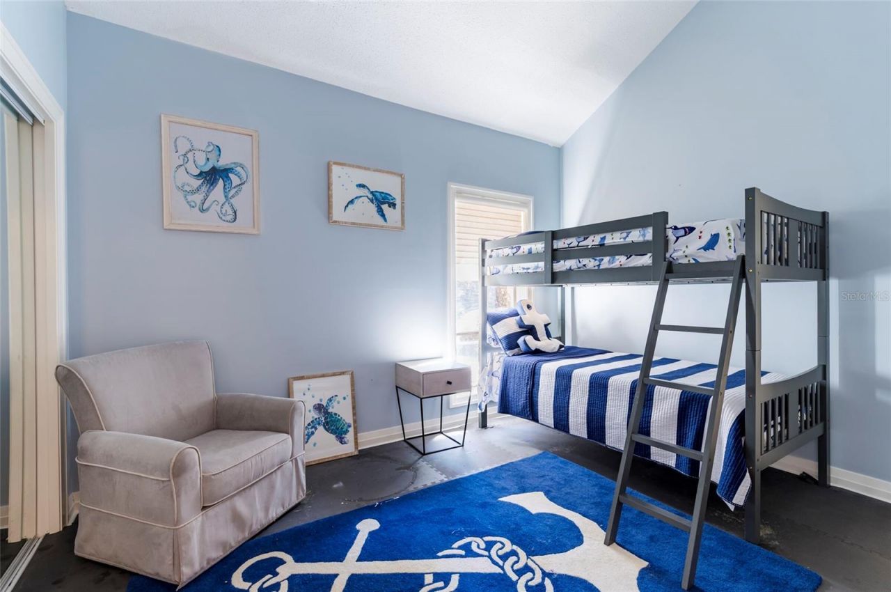 2268 Kings Point Drive, Largo, FL 33774 Photo