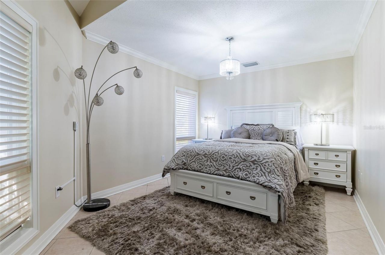 2268 Kings Point Drive, Largo, FL 33774 Photo