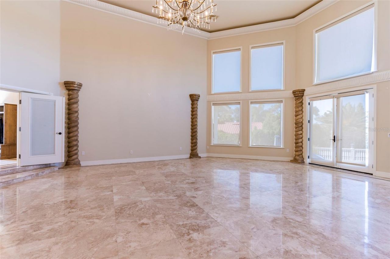 2268 Kings Point Drive, Largo, FL 33774 Photo