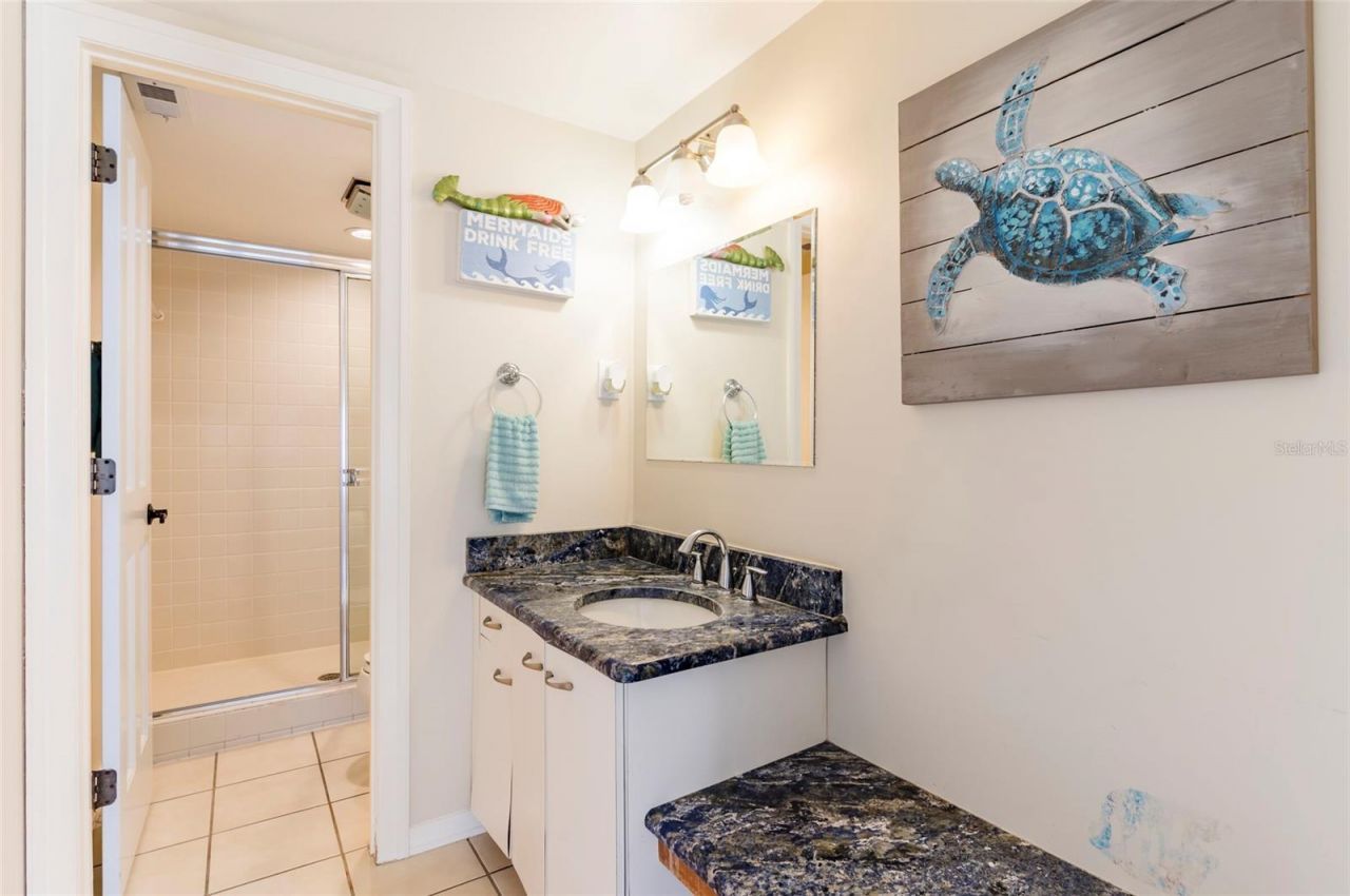 2268 Kings Point Drive, Largo, FL 33774 Photo