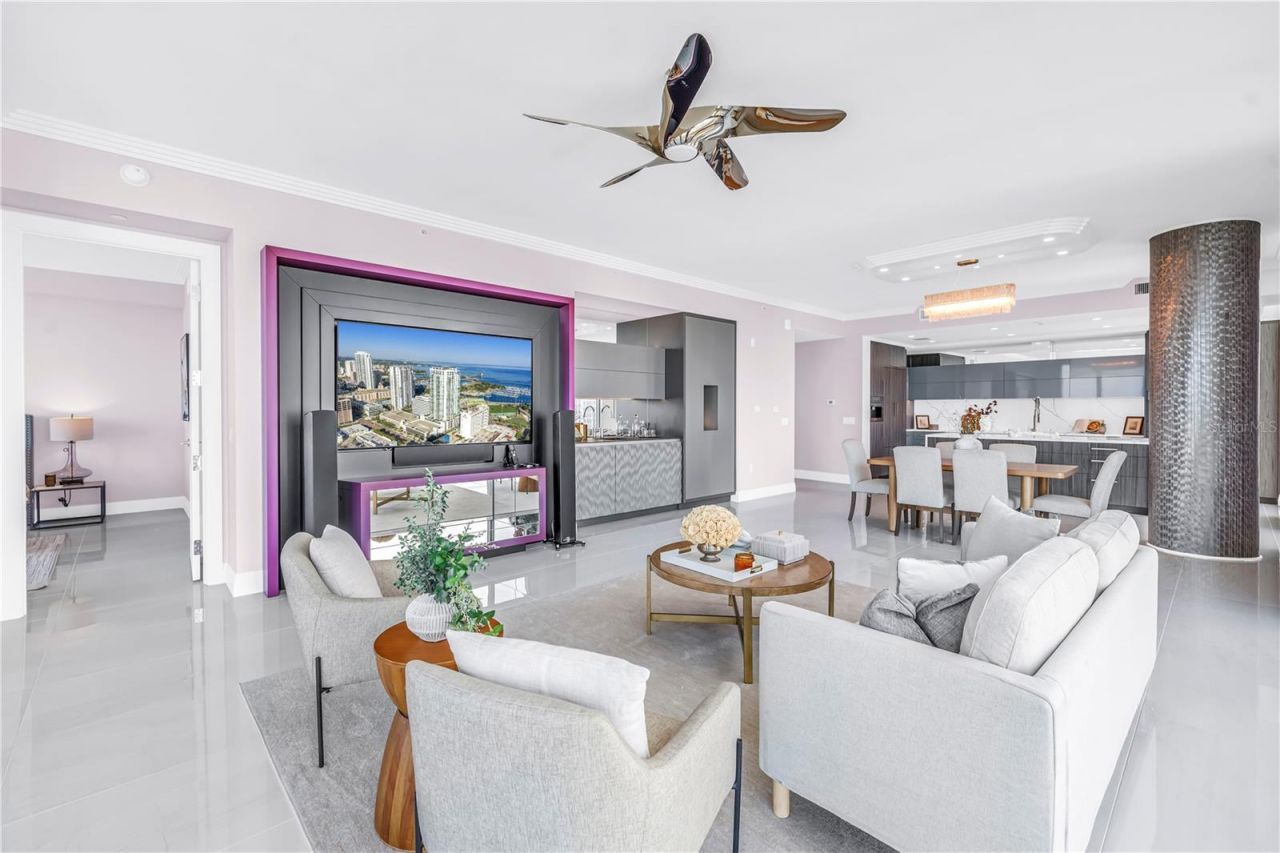 301 1st Street S, Unit 3103, Saint Petersburg, FL 33701 Photo