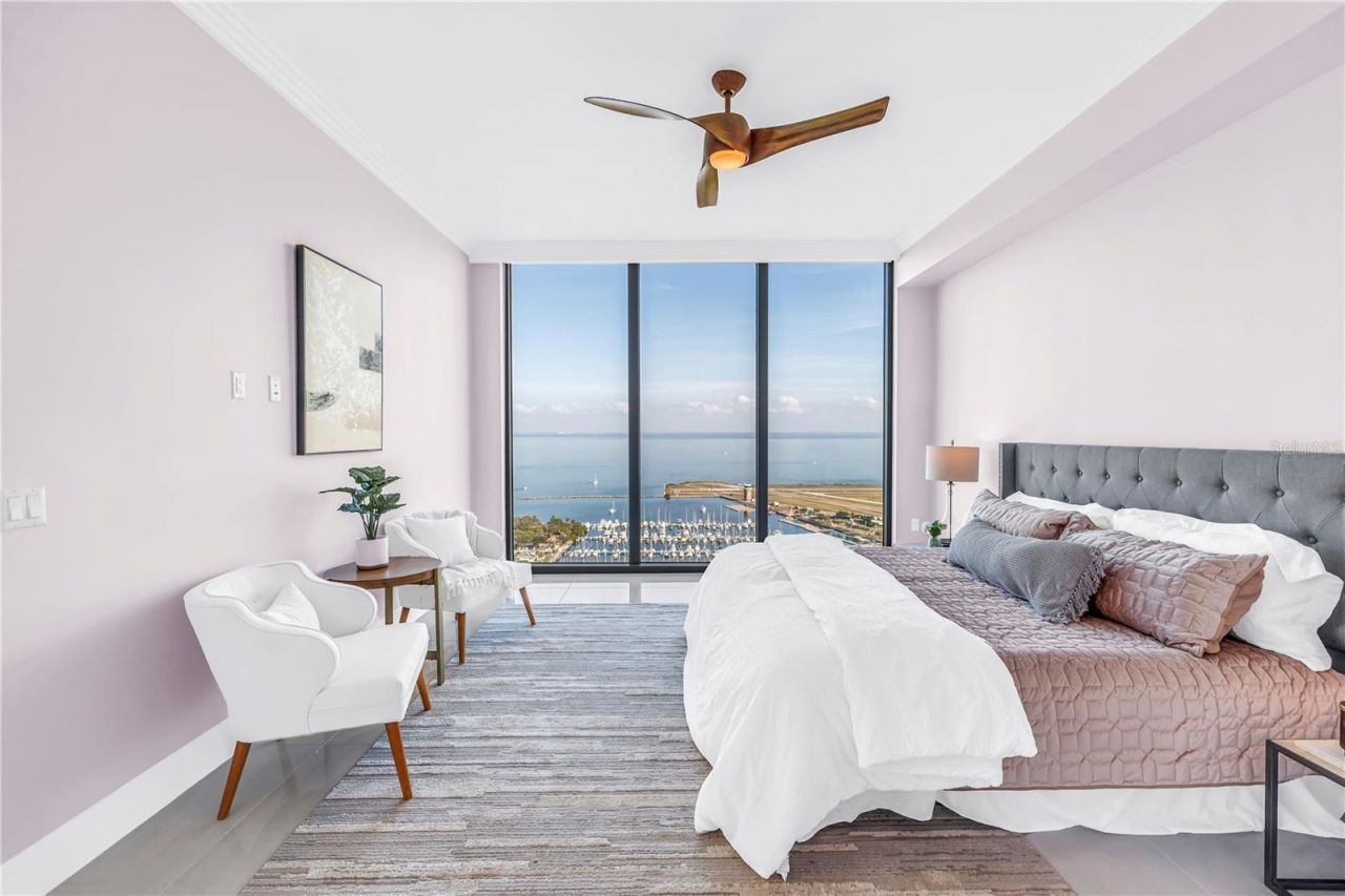 301 1st Street S, Unit 3103, Saint Petersburg, FL 33701 Photo