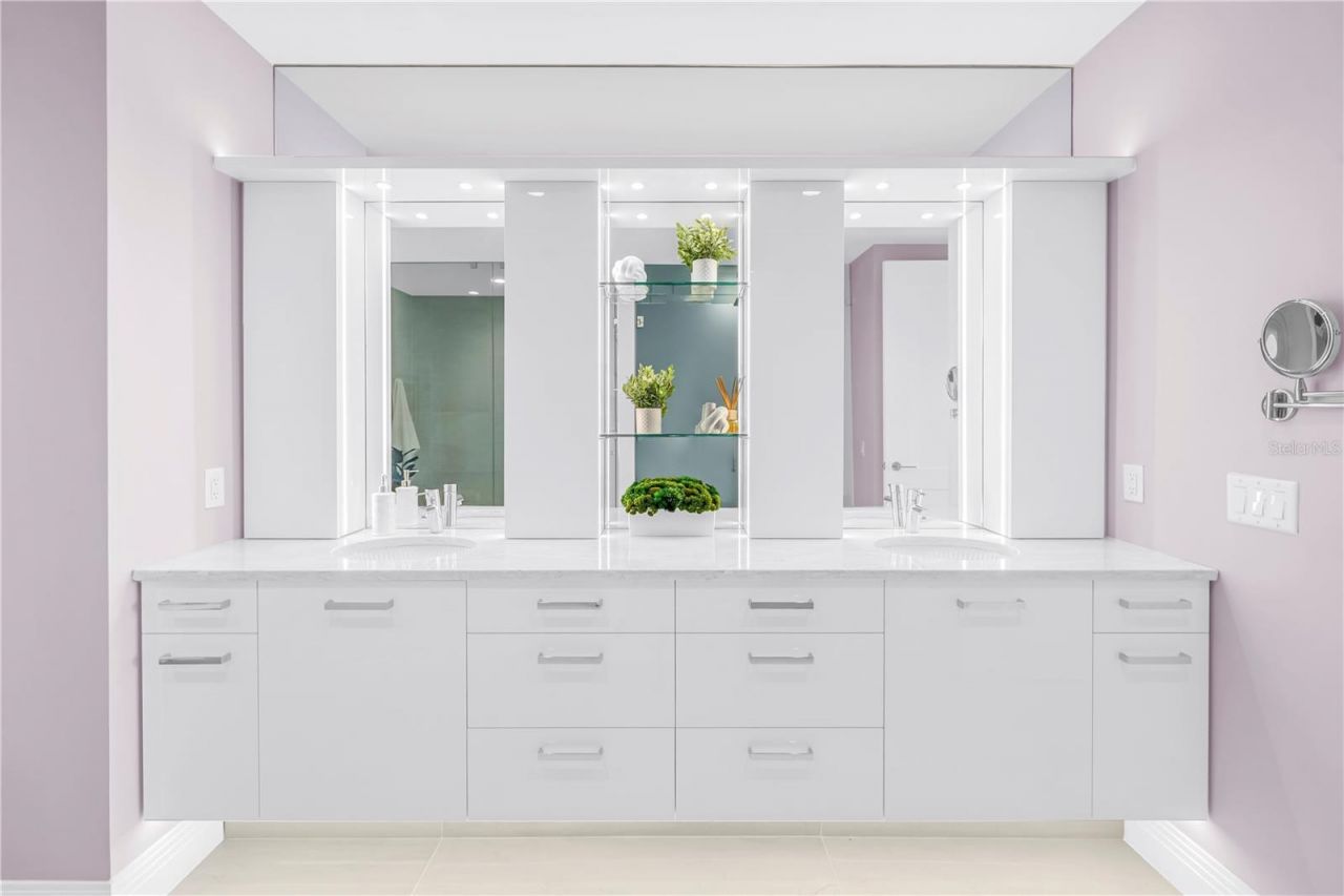 301 1st Street S, Unit 3103, Saint Petersburg, FL 33701 Photo