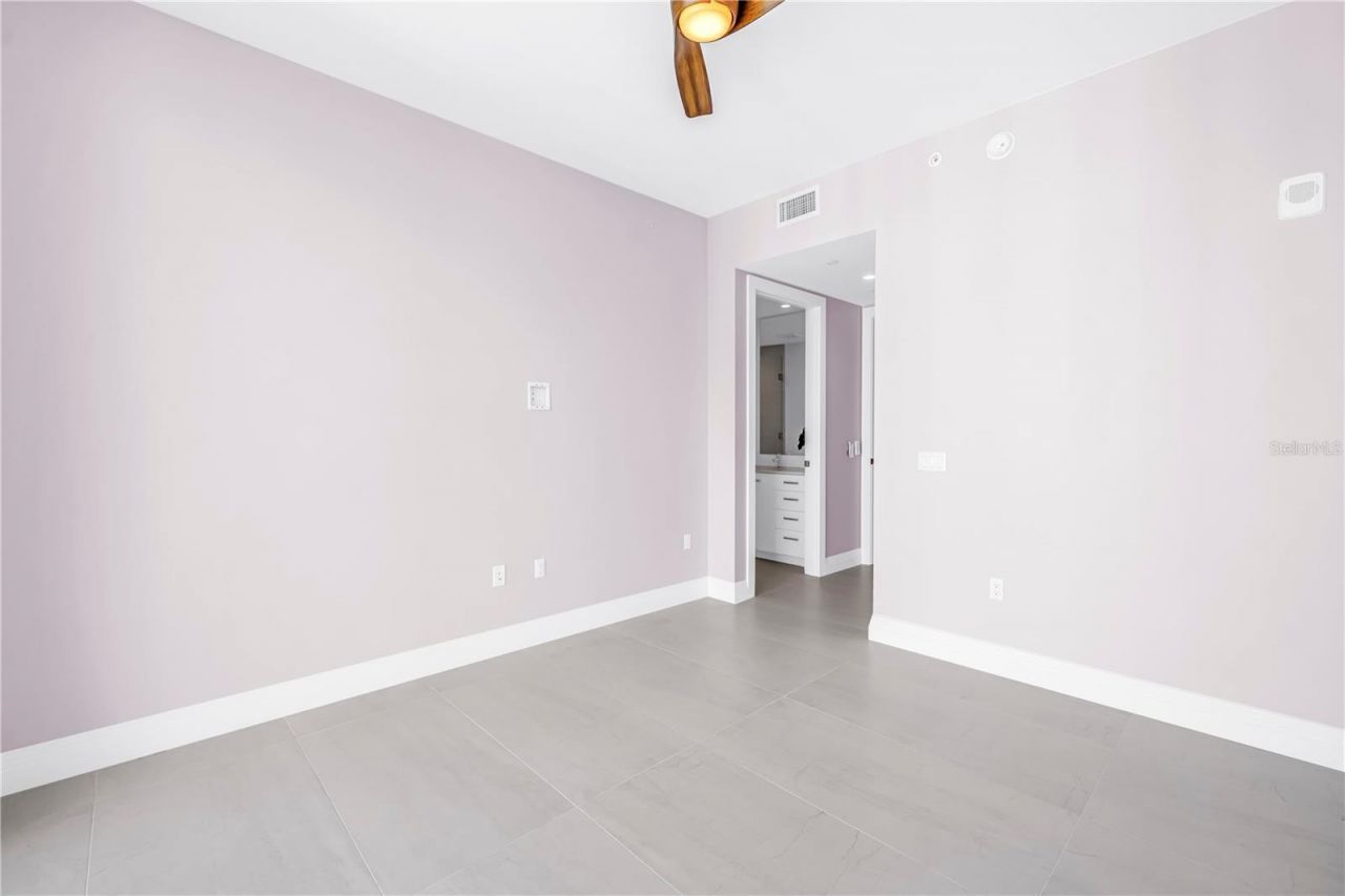 301 1st Street S, Unit 3103, Saint Petersburg, FL 33701 Photo