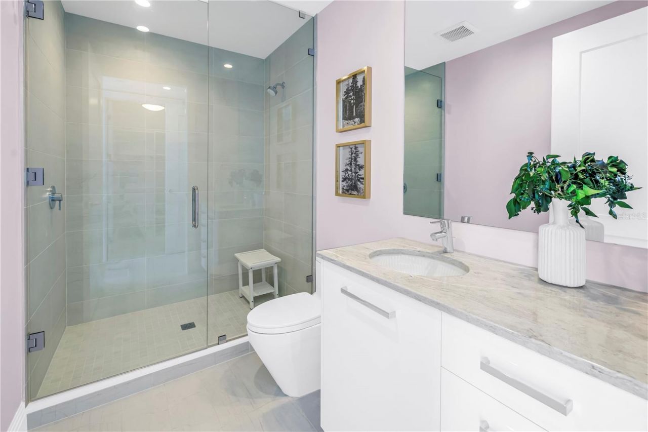 301 1st Street S, Unit 3103, Saint Petersburg, FL 33701 Photo