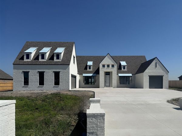 107 E 164th Place S, Glenpool, OK 74033