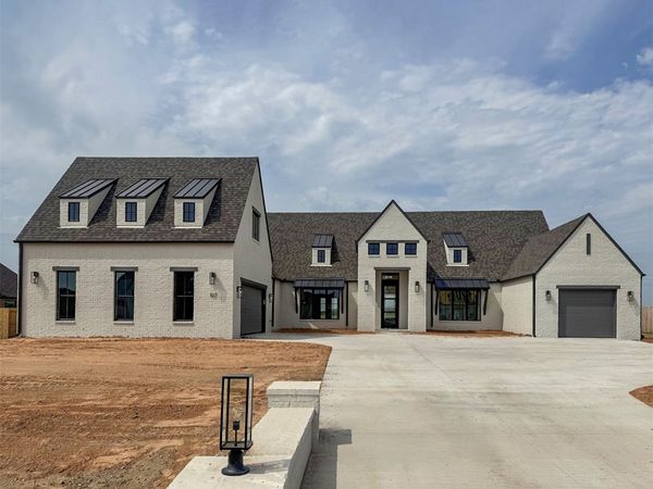 107 E 164th Place S, Glenpool, OK 74033