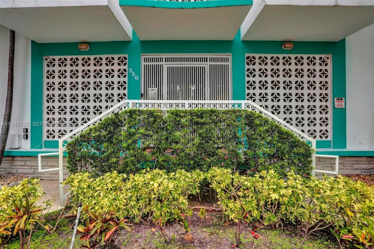 350 Collins Ave , Unit 310, Miami Beach, FL 33139 Photo