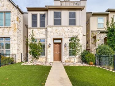 5435 Ashby Grove Street, Dallas, TX 75209