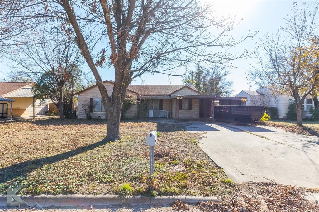 1306 Landon Street, Stamford, TX 79553 Main Photo