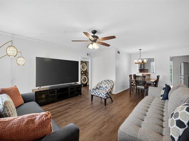 3609 Parkridge Drive, Unit 204, Dallas, TX 75234