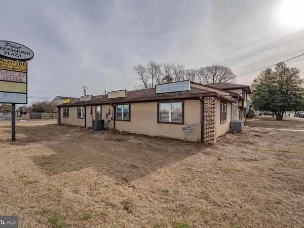 98 NEW ROAD, SOMERS POINT, NJ 08244