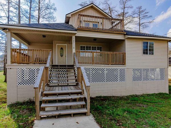 18210 Cooper St, Port Vincent, LA 70726