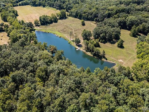 31 Sunset Lane, Steelville, MO 65565