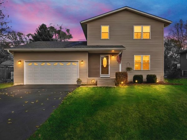 567 7th Circle, Marengo, IL 60152