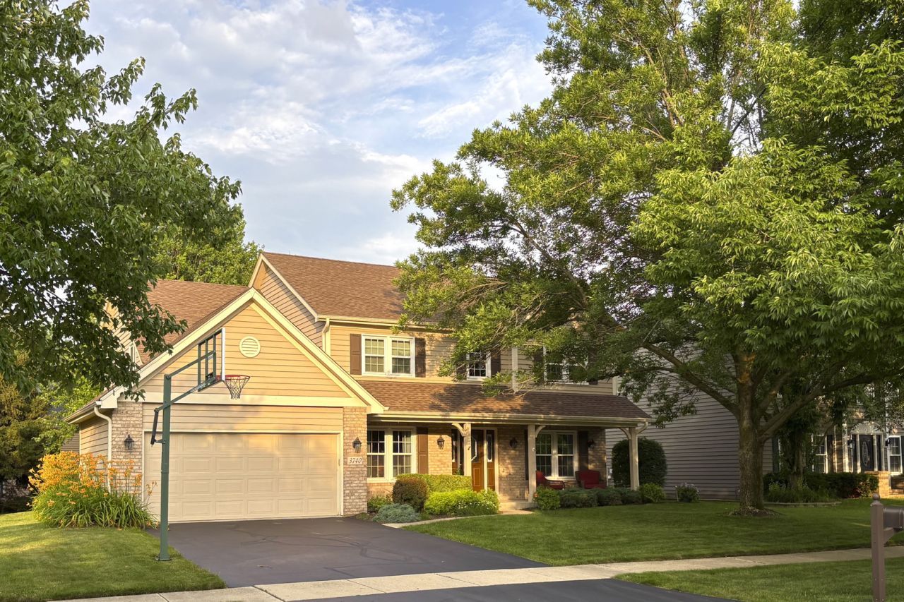3740 Caine Drive, Naperville, IL 60564 Main Photo