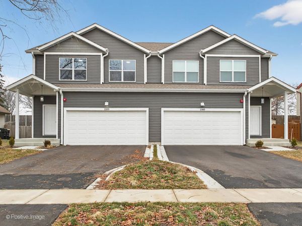 1390 N Merrimac Lane, Hanover Park, IL 60133