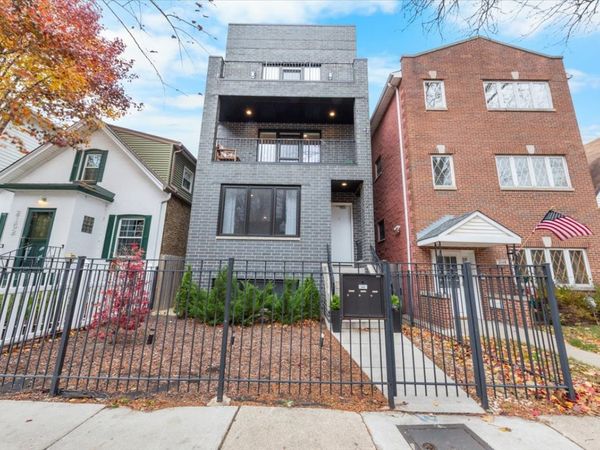 2150 W FOSTER Avenue, Unit 2, Chicago, IL 60625