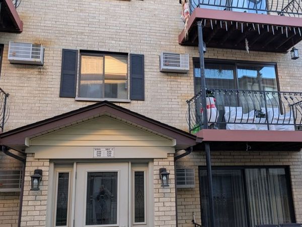5155 N East River Road, Unit 320C, Chicago, IL 60656