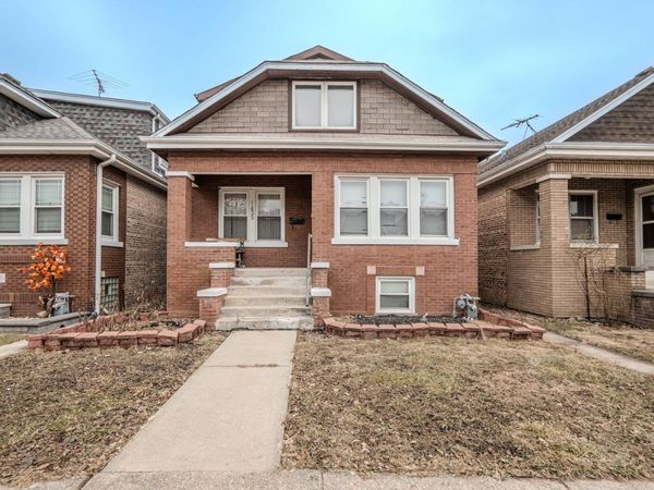 1435 Grove Avenue, Berwyn, IL 60402