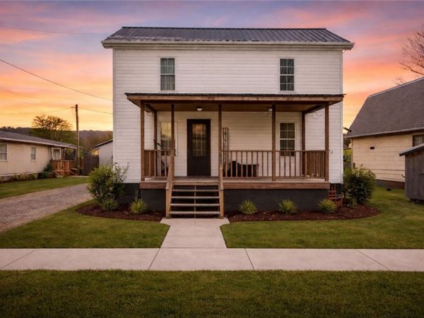 117 Erie Street, Polk, PA 16342