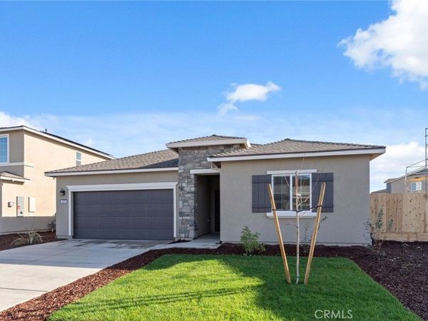 889 S Philip, Fowler, CA 93625